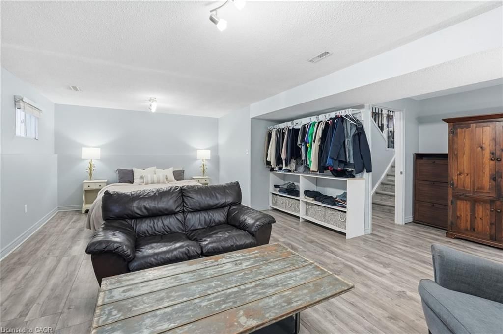 Single Family Residence for sale at 39 Kennard Street, Stoney Creek, ON, L8J 2C3 - Valley Park - MLS: 40816503