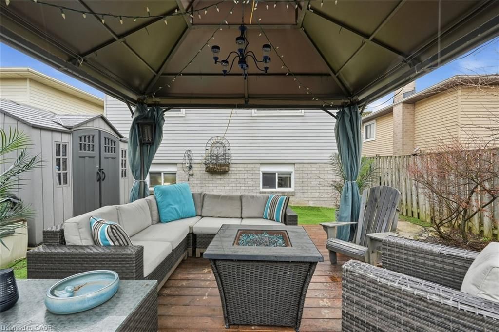 Single Family Residence for sale at 39 Kennard Street, Stoney Creek, ON, L8J 2C3 - Valley Park - MLS: 40816503