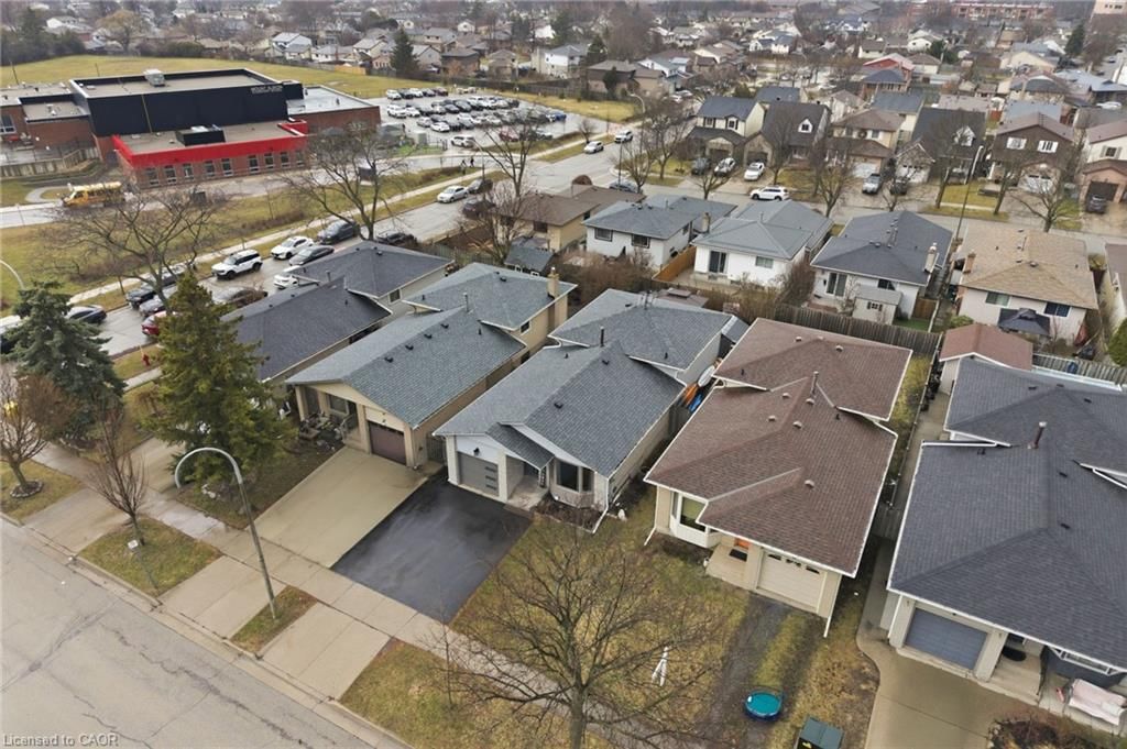 Single Family Residence for sale at 39 Kennard Street, Stoney Creek, ON, L8J 2C3 - Valley Park - MLS: 40816503