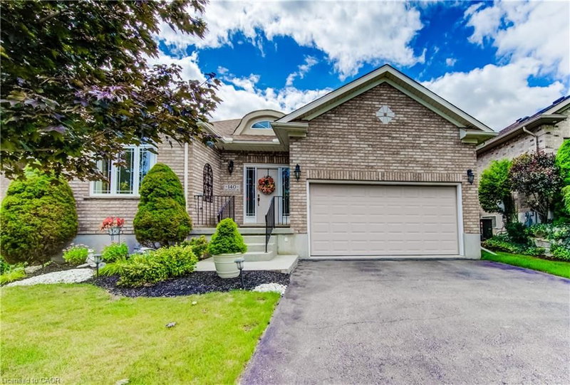 140 Devonshire Drive, New Hamburg, Ontario