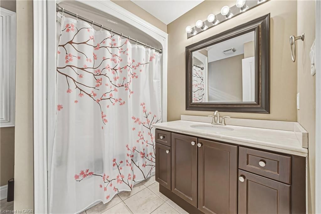 Single Family Residence for sale at 405 Valridge Drive, Ancaster, ON, L9G 0B2 - Parkview Heights - MLS: 40816569