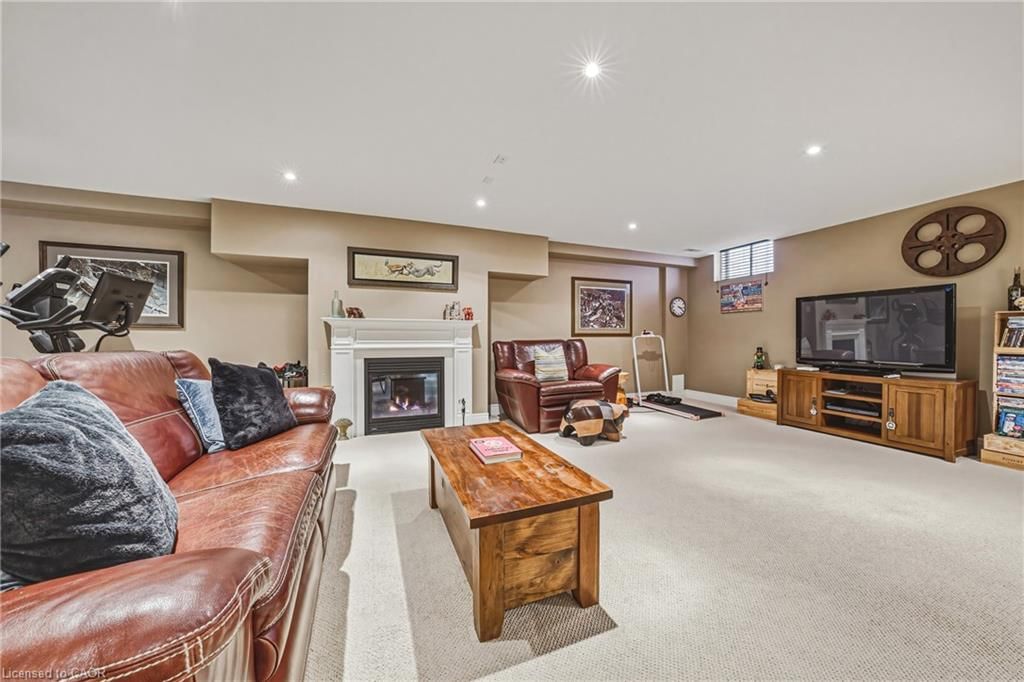 Single Family Residence for sale at 405 Valridge Drive, Ancaster, ON, L9G 0B2 - Parkview Heights - MLS: 40816569