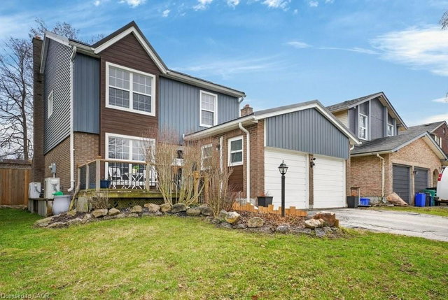 54 Deerwood Crescent