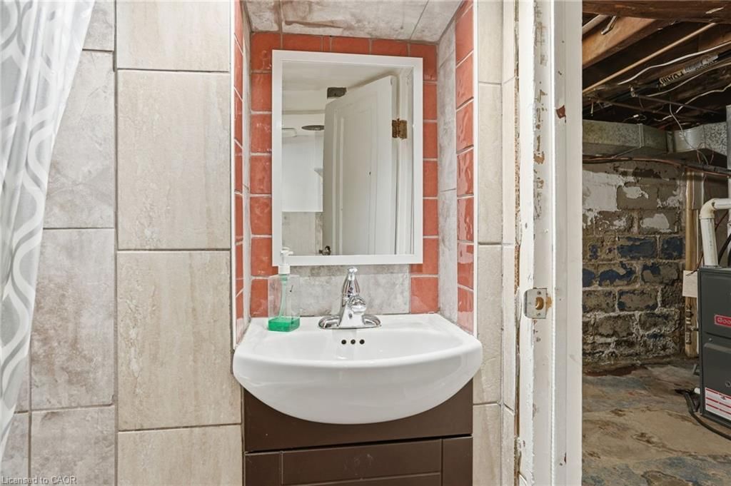 Single Family Residence for sale at 61 Graham Avenue, Hamilton, ON, L8H 4J8 - Crown Point - MLS: 40816663