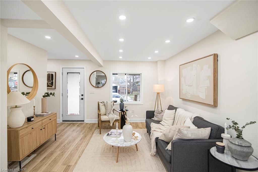 Single Family Residence for sale at 7 Stapleton Avenue, Hamilton, ON, L8H 3N5 - Crown Point North - MLS: 40816778