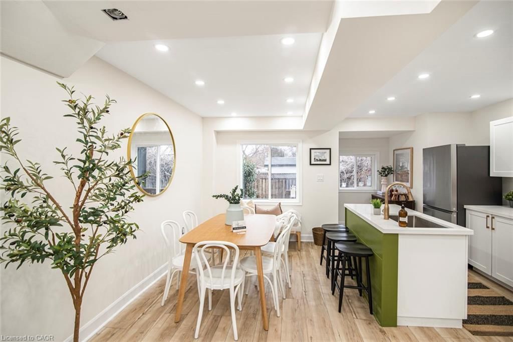 Single Family Residence for sale at 7 Stapleton Avenue, Hamilton, ON, L8H 3N5 - Crown Point North - MLS: 40816778