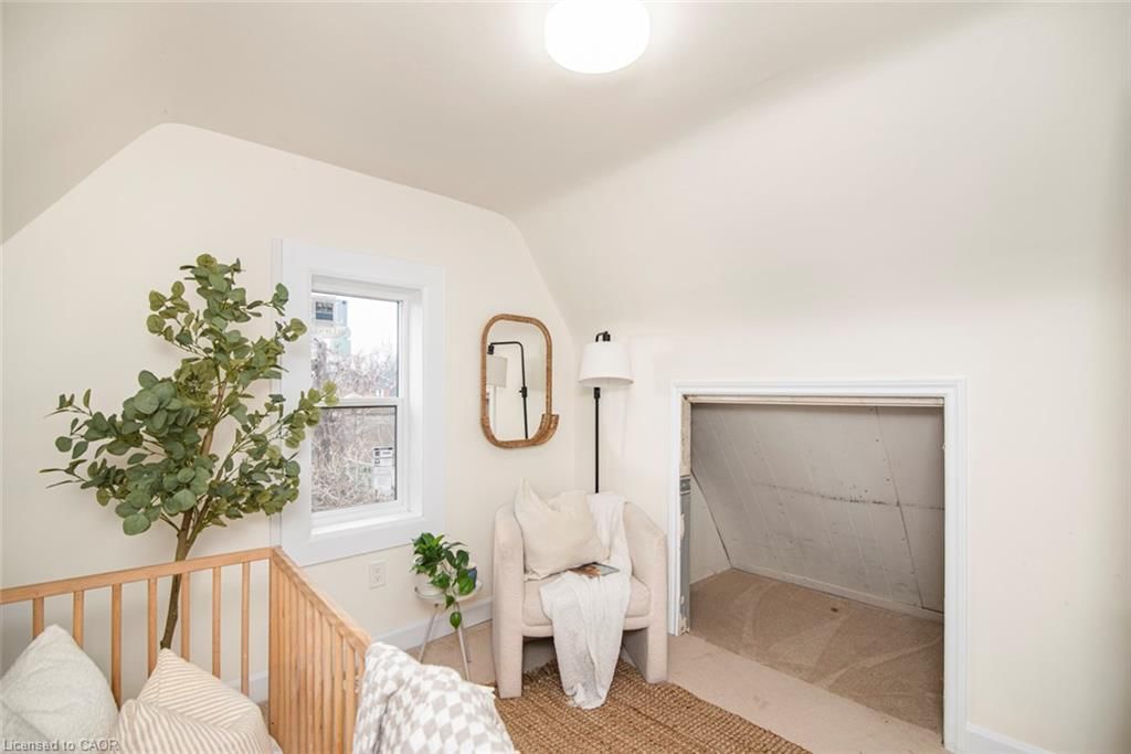 Single Family Residence for sale at 7 Stapleton Avenue, Hamilton, ON, L8H 3N5 - Crown Point North - MLS: 40816778