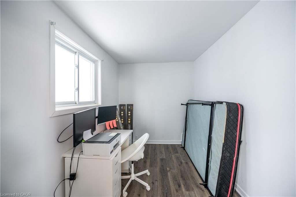 Single Family Residence for sale at 92 Frederick Avenue, Hamilton, ON, L8H 4K6 - Crown Point - MLS: 40816806