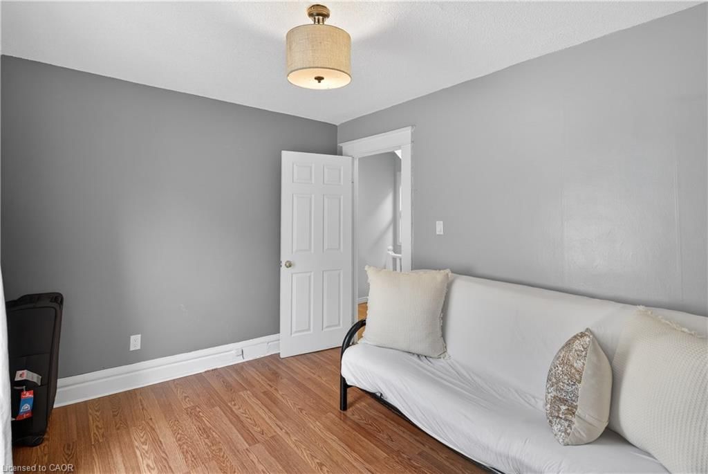 Single Family Residence for sale at 209 Glendale Avenue, Hamilton, ON, L8L 7K2 - Crown Point - MLS: 40816868