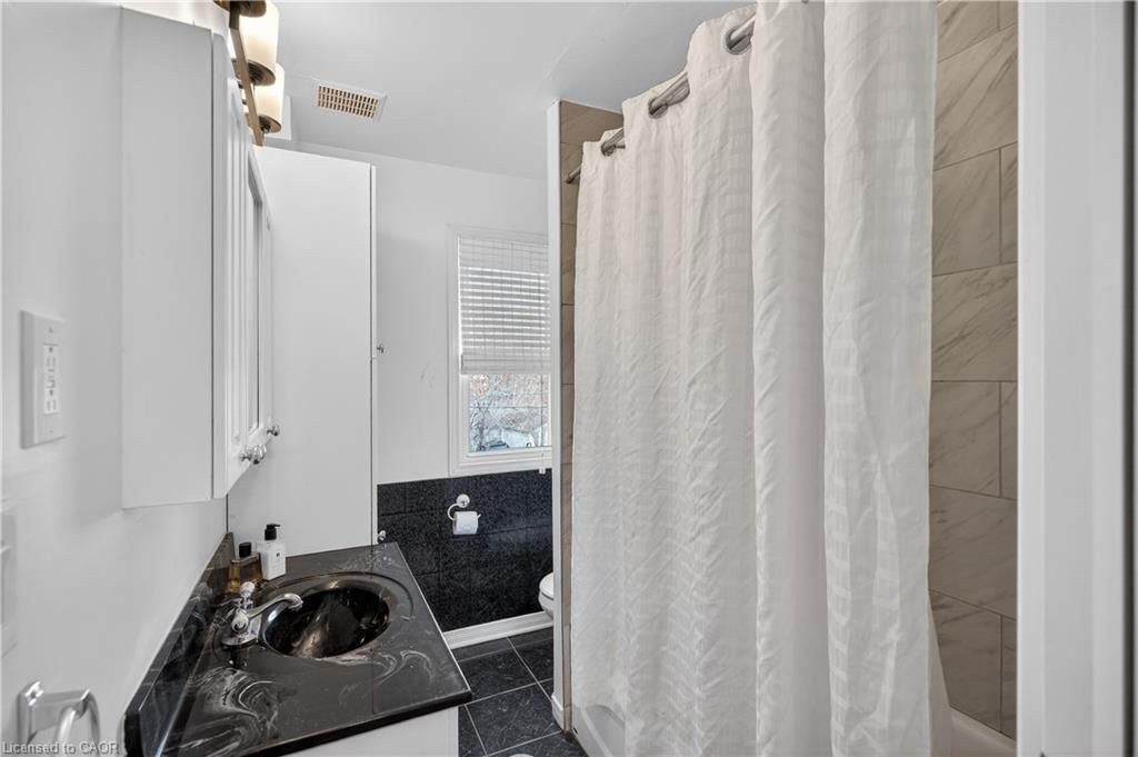 Single Family Residence for sale at 209 Glendale Avenue, Hamilton, ON, L8L 7K2 - Crown Point - MLS: 40816868