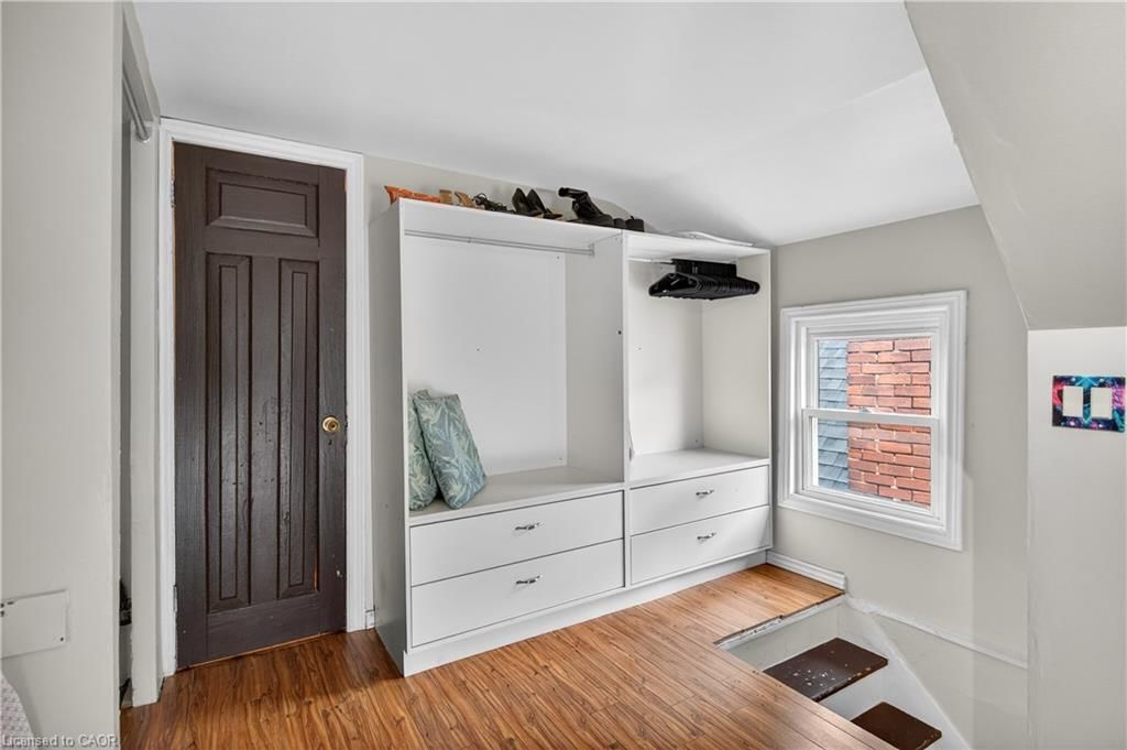 Single Family Residence for sale at 209 Glendale Avenue, Hamilton, ON, L8L 7K2 - Crown Point - MLS: 40816868