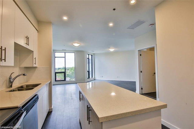 522 - 690 King Street W