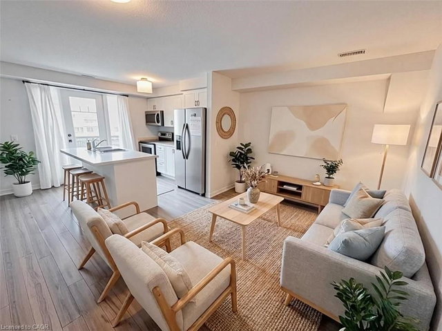 26B - 1989 Ottawa Street S