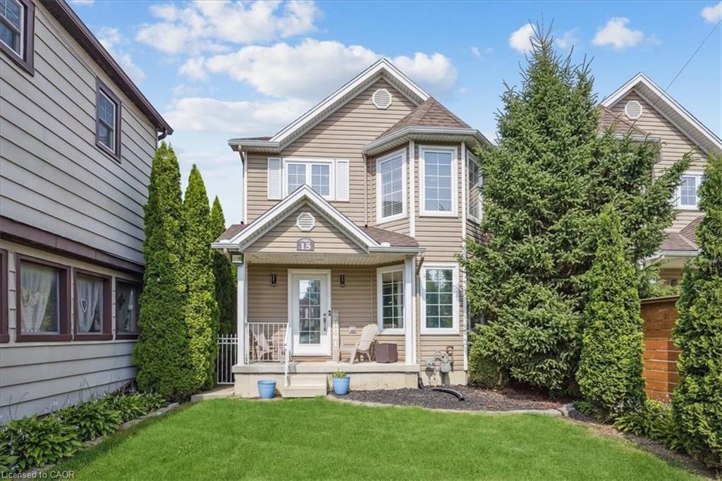 Single Family Residence for sale at 15 Argyle Street, Caledonia, ON, N3W 1J1 - Caledonia South West - MLS: 40817085