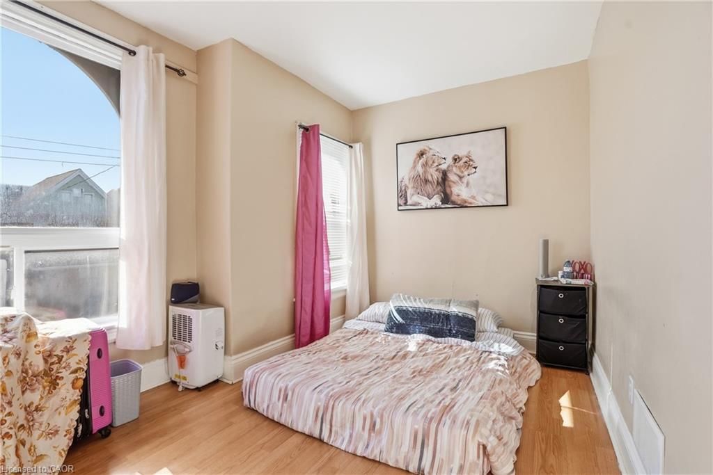 Single Family Residence for sale at 211 West Avenue, Hamilton, ON, L8L 5C7 - Beasley - MLS: 40817174