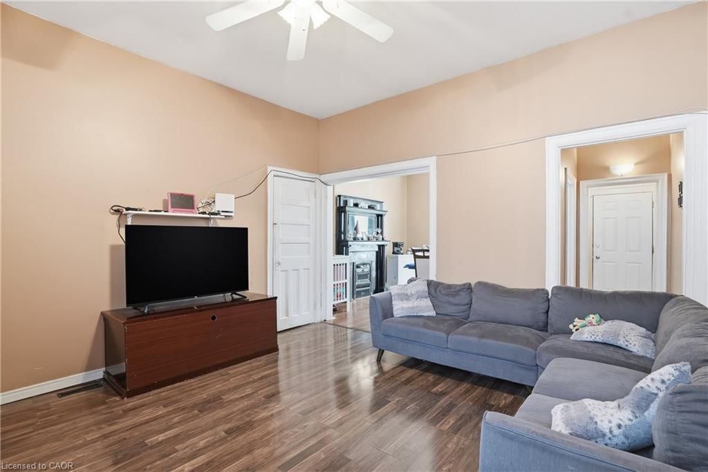 Single Family Residence for sale at 211 West Avenue, Hamilton, ON, L8L 5C7 - Beasley - MLS: 40817174