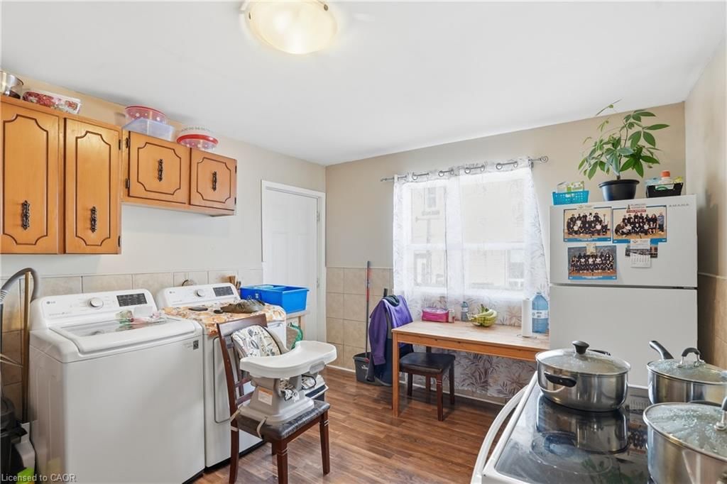 Single Family Residence for sale at 211 West Avenue, Hamilton, ON, L8L 5C7 - Beasley - MLS: 40817174