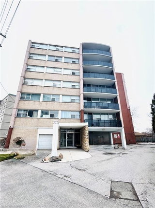 501 - 293 Mohawk Road E