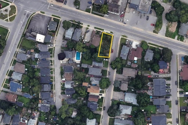 228 Queenston Street