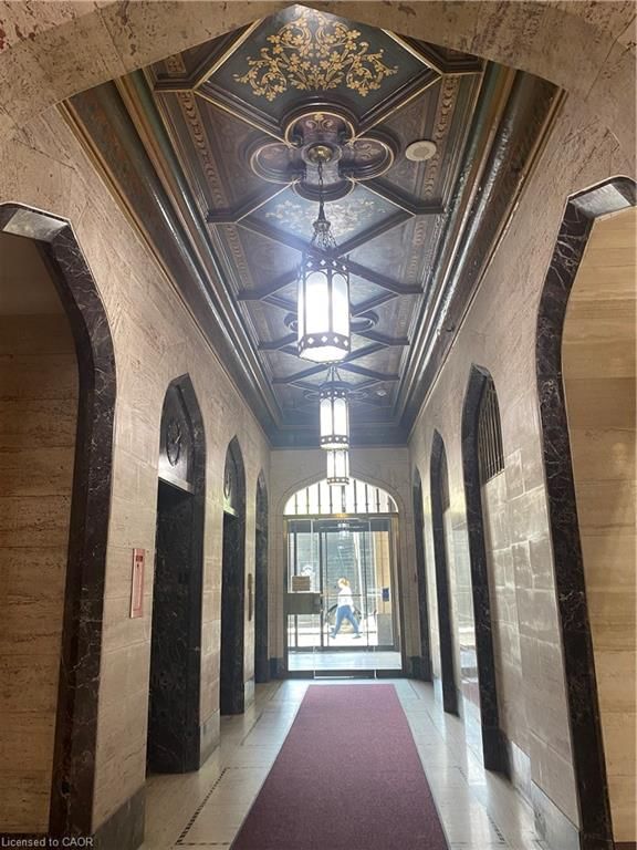 510 - 36 James Street S