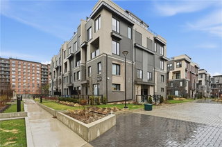 10 - 3425 Ridgeway Drive