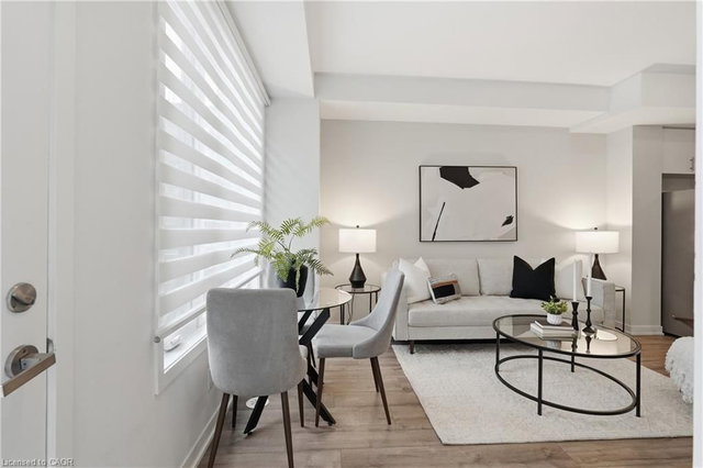 10 - 3425 Ridgeway Drive