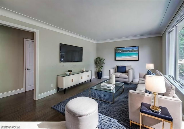 UPPER - 137 Manning Avenue