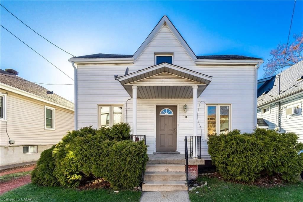 Single Family Residence for sale at 20 East 27th Street, Hamilton, ON, L8V 2E7 - Centremount - MLS: 40817627