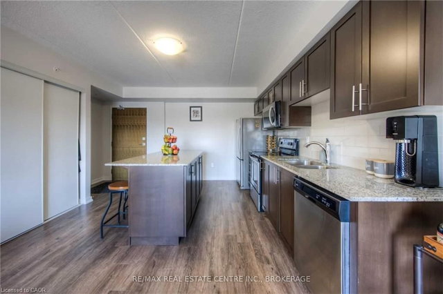 210 - 25 Kay Crescent