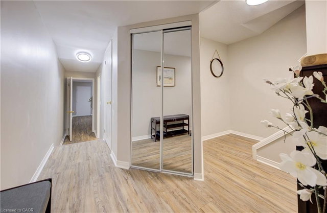 617 - 895 Maple Avenue