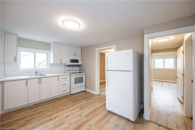 2 - 66 Weir Street S