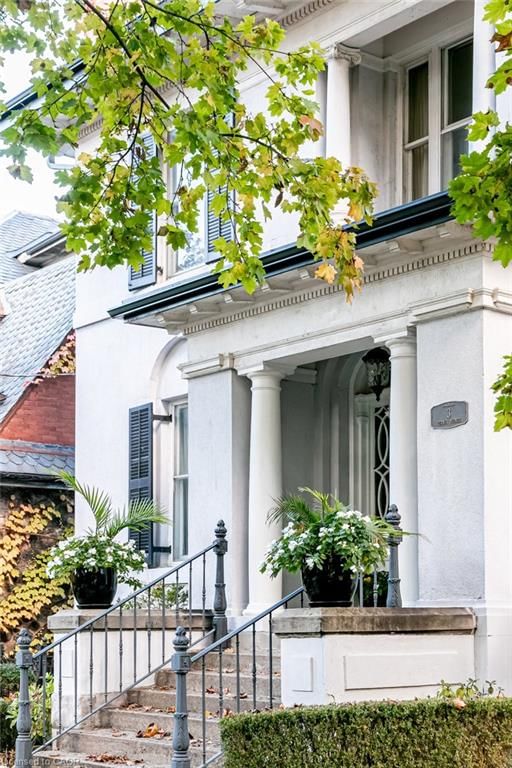 3 Turner Avenue