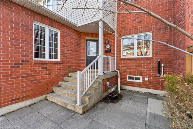 6 - 100 Beddoe Drive