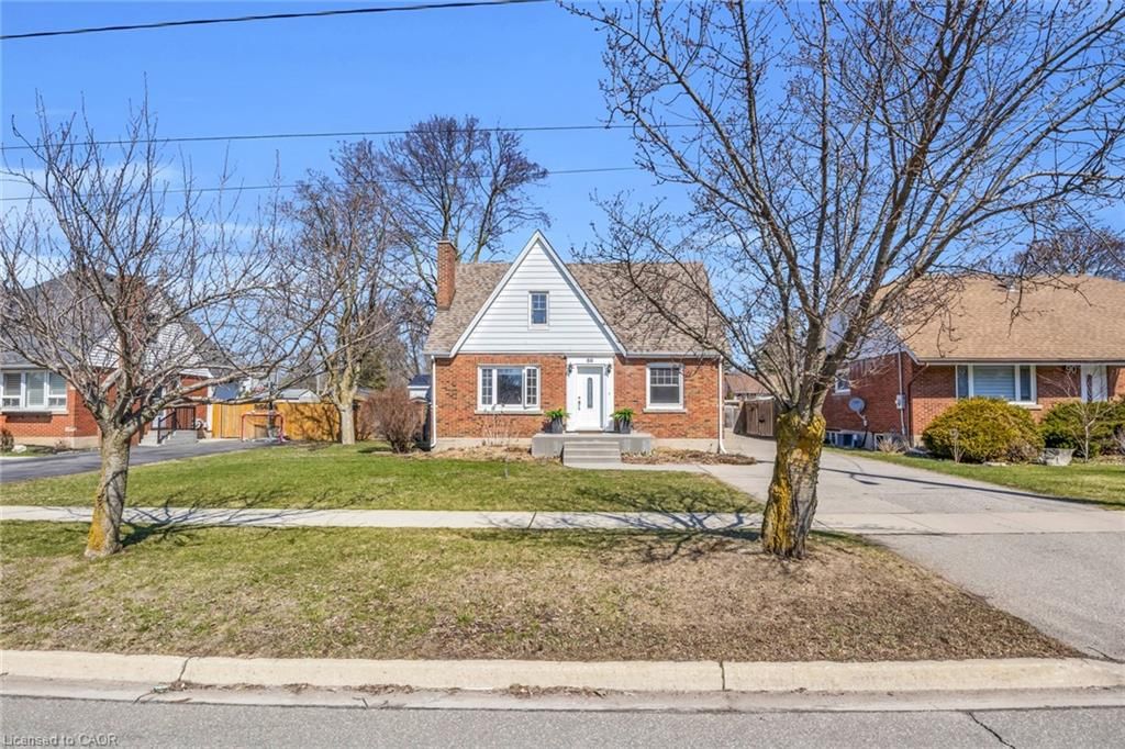 88 Queensway Drive — photo 5