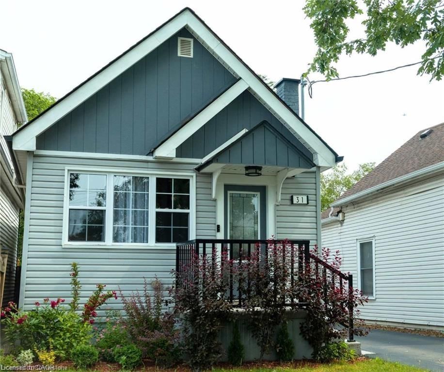 Single Family Residence for sale at 31 Newlands Avenue, Hamilton, ON, L8H 2T4 - Crown Point - MLS: 40818022