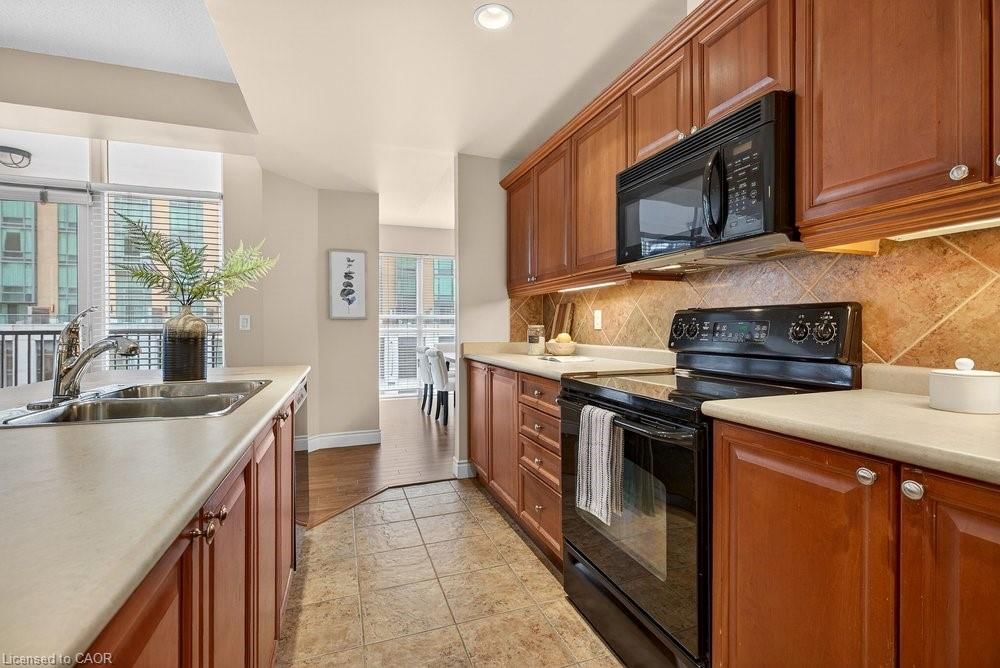 Condo/Apt Unit for sale at 412-399 Elizabeth Street, Burlington, ON, L7R 0A4 - Central - MLS: 40818043