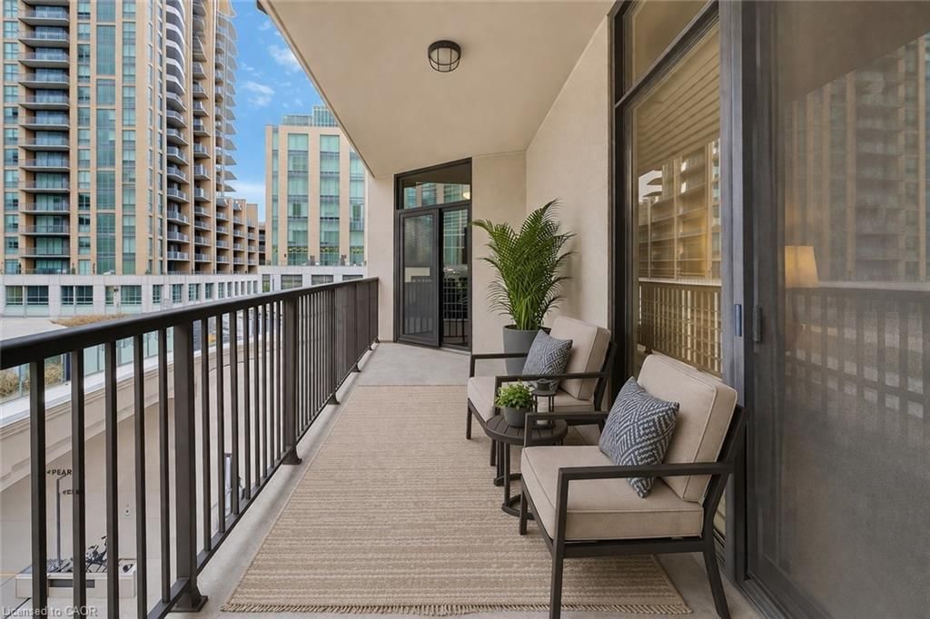 Condo/Apt Unit for sale at 412-399 Elizabeth Street, Burlington, ON, L7R 0A4 - Central - MLS: 40818043