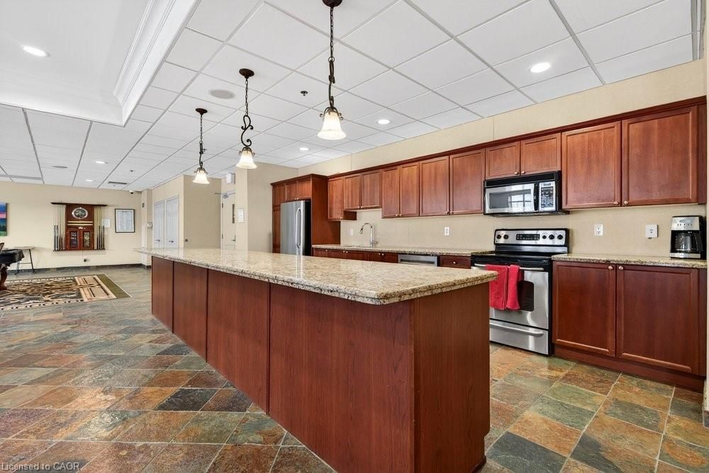 Condo/Apt Unit for sale at 412-399 Elizabeth Street, Burlington, ON, L7R 0A4 - Central - MLS: 40818043