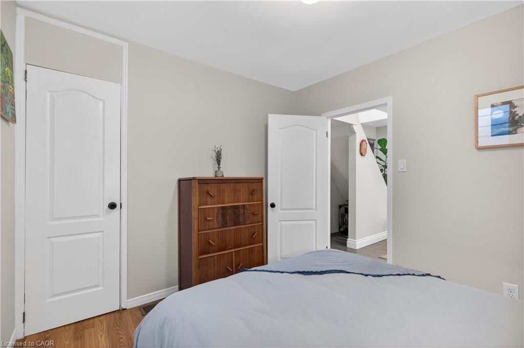 Single Family Residence for sale at 262 Britannia Avenue, Hamilton, ON, L8H 1X8 - Homeside - MLS: 40818061