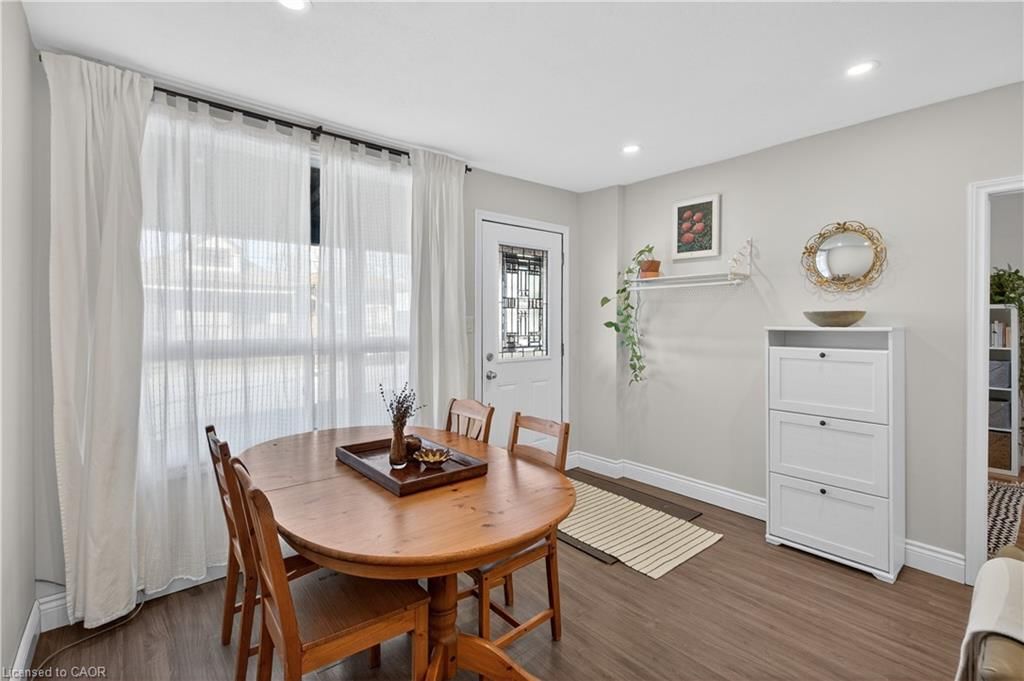 Single Family Residence for sale at 262 Britannia Avenue, Hamilton, ON, L8H 1X8 - Homeside - MLS: 40818061