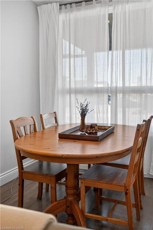 Single Family Residence for sale at 262 Britannia Avenue, Hamilton, ON, L8H 1X8 - Homeside - MLS: 40818061