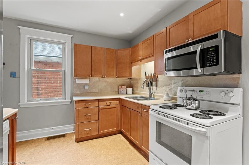 Single Family Residence for sale at 26 Garside Avenue, Hamilton, ON, L8H 4W2 - Homeside - MLS: 40818109