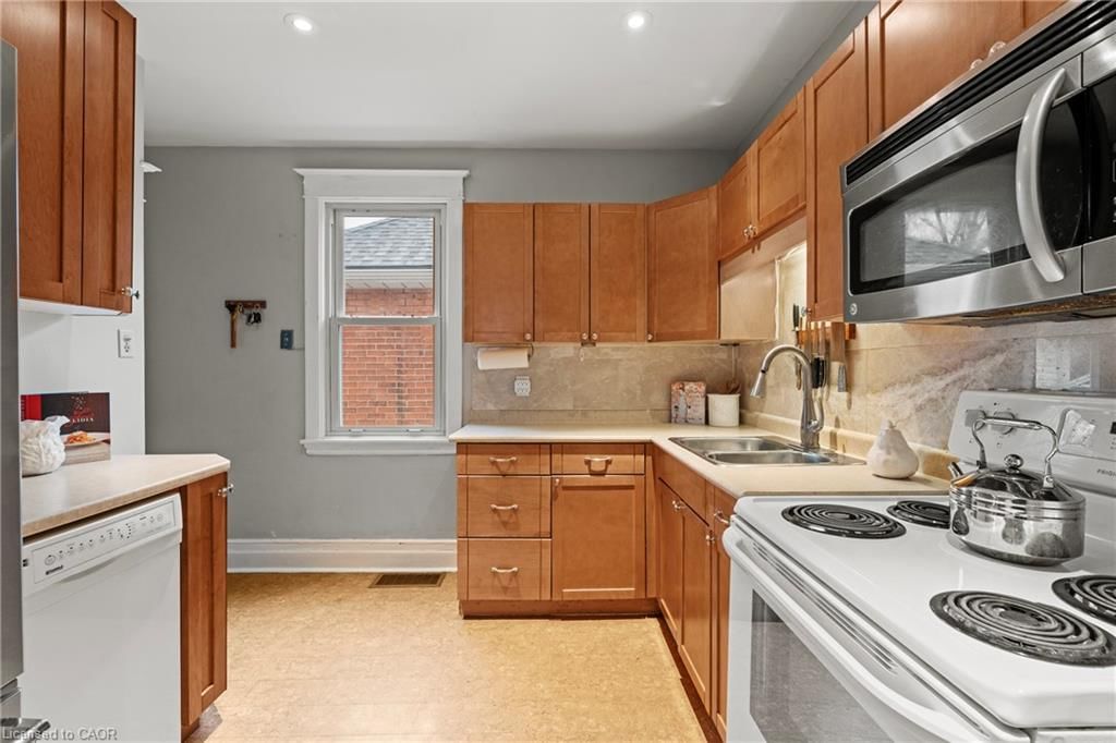 Single Family Residence for sale at 26 Garside Avenue, Hamilton, ON, L8H 4W2 - Homeside - MLS: 40818109