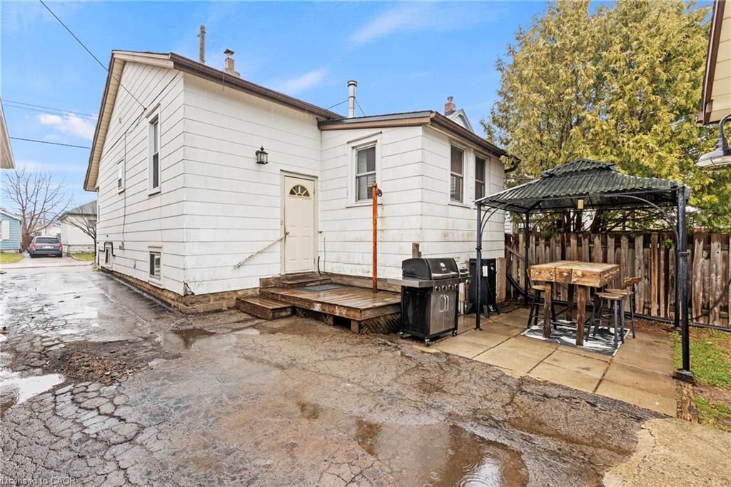 Single Family Residence for sale at 26 Garside Avenue, Hamilton, ON, L8H 4W2 - Homeside - MLS: 40818109