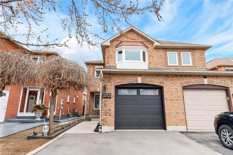 3753 Densbury Drive, Mississauga, Ontario