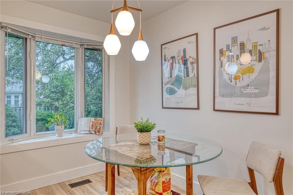 Single Family Residence for sale at 1141 Mohawk Road, Hamilton, ON, L8T 2S4 - Huntington - MLS: 40818212