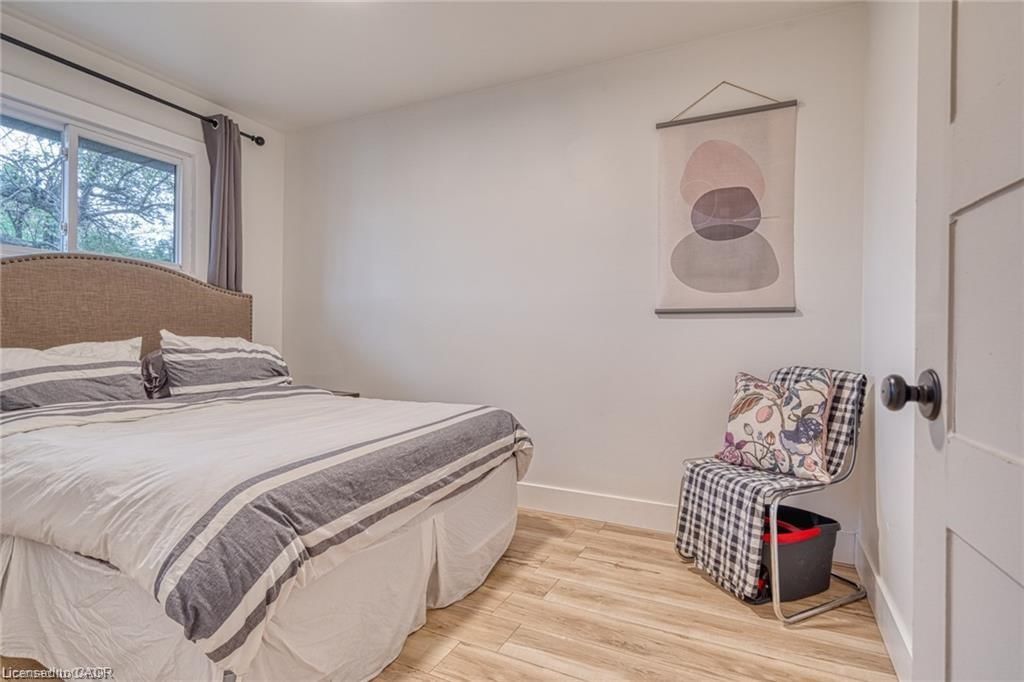 Single Family Residence for sale at 1141 Mohawk Road, Hamilton, ON, L8T 2S4 - Huntington - MLS: 40818212