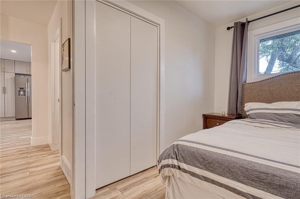 Single Family Residence for sale at 1141 Mohawk Road, Hamilton, ON, L8T 2S4 - Huntington - MLS: 40818212