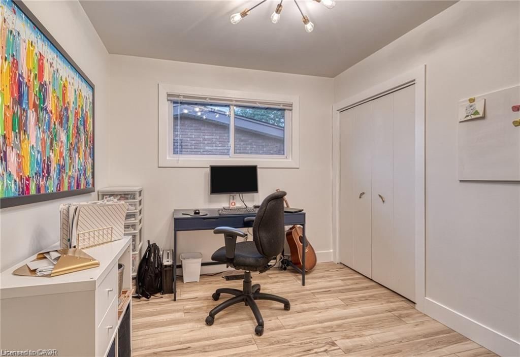 Single Family Residence for sale at 1141 Mohawk Road, Hamilton, ON, L8T 2S4 - Huntington - MLS: 40818212