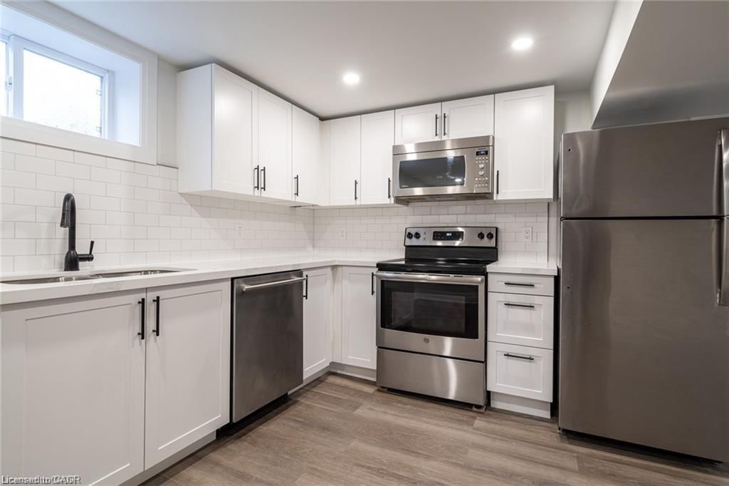 Single Family Residence for sale at 1141 Mohawk Road, Hamilton, ON, L8T 2S4 - Huntington - MLS: 40818212